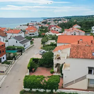 apartments-veronika-zadar.hotelinzadar.com/